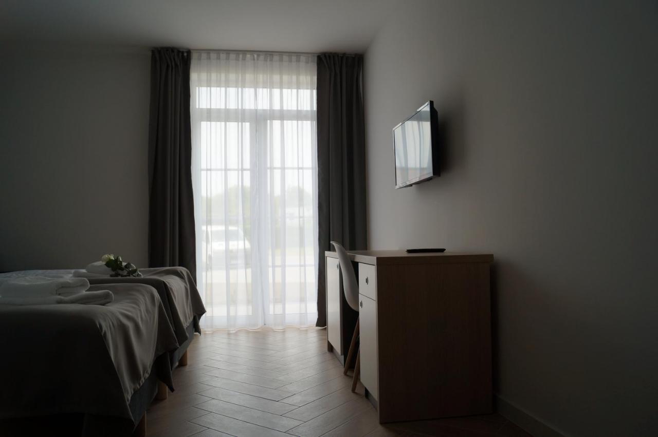 Osrodek Turystyczny Warzenko Hotel Ngoại thất bức ảnh